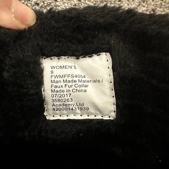 Women’s Magellan Snow Black Faux Fur Boots - Size 9 - Picture 5 of 9